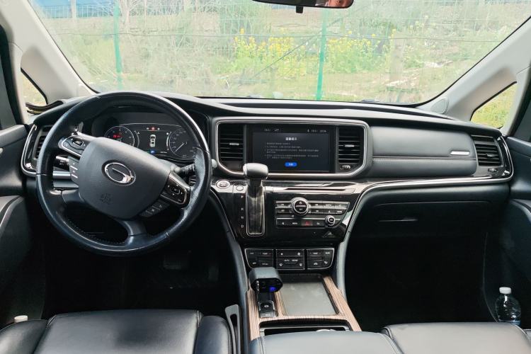Used GAC Trumpchi M8 2018 320T Luxury Edition Center Console