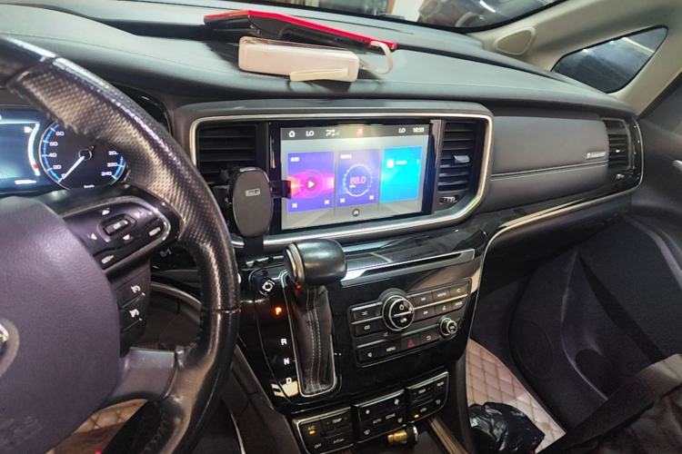 Used GAC Trumpchi M8 2018 320T Luxury Edition Center Console