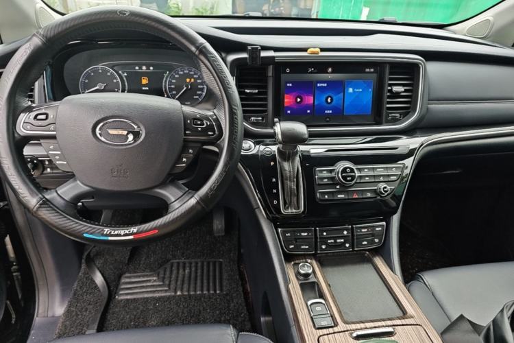 Used GAC Trumpchi M8 2018 320T Luxury Edition Center Console
