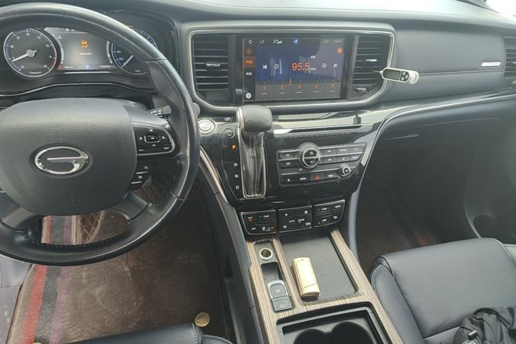 Used GAC Trumpchi M8 2018 320T Luxury Edition Center Console