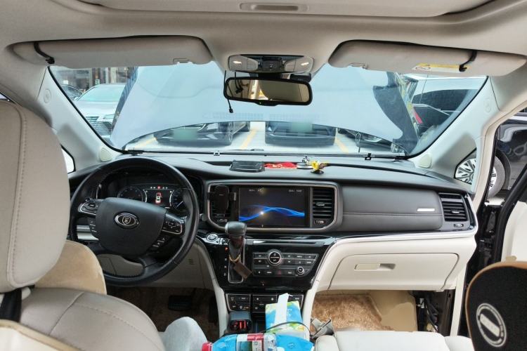 Used GAC Trumpchi M8 2018 320T Luxury Edition Center Console