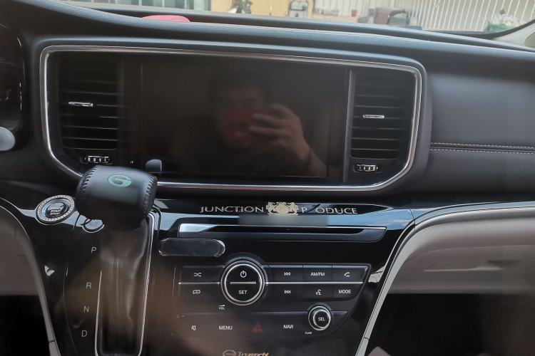 Used GAC Trumpchi M8 2018 320T Luxury Edition Center Console