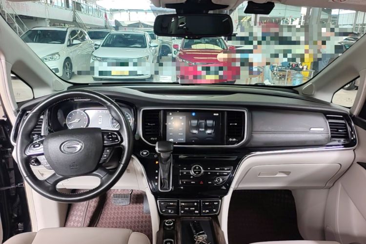 Used GAC Trumpchi M8 2018 320T Luxury Edition Center Console