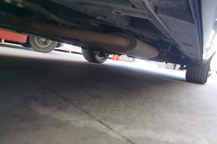 Used GAC Trumpchi M8 2018 320T Flagship Edition Chassis Front Left