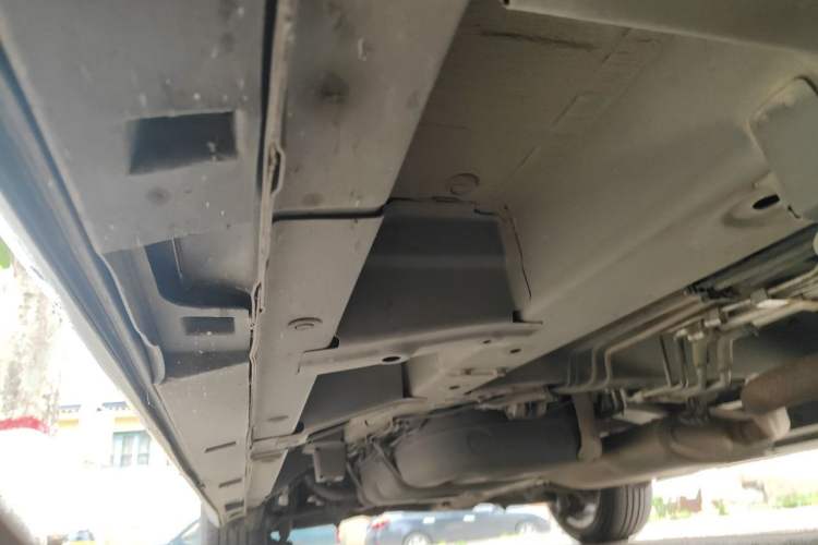 Used GAC Trumpchi M8 2018 320T Luxury Edition Chassis Front Right
