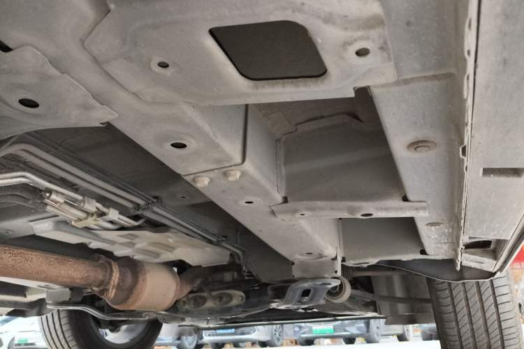 Used GAC Trumpchi M8 2018 320T Luxury Edition Chassis Front Right