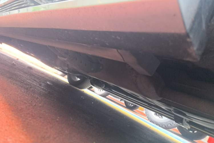 Used GAC Trumpchi M8 2018 320T Luxury Edition Chassis Rear Left