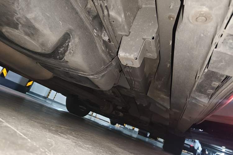 Used GAC Trumpchi M8 2018 320T Luxury Edition Chassis Rear Right
