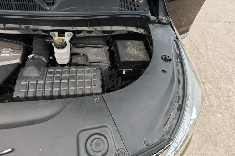 Used GAC Trumpchi M8 2018 320T Luxury Edition Engine Bay Left