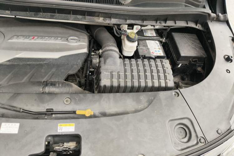 Used GAC Trumpchi M8 2018 320T Luxury Edition Engine Bay Left