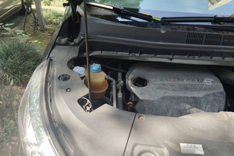 Used GAC Trumpchi M8 2018 320T Luxury Edition Engine Bay Right