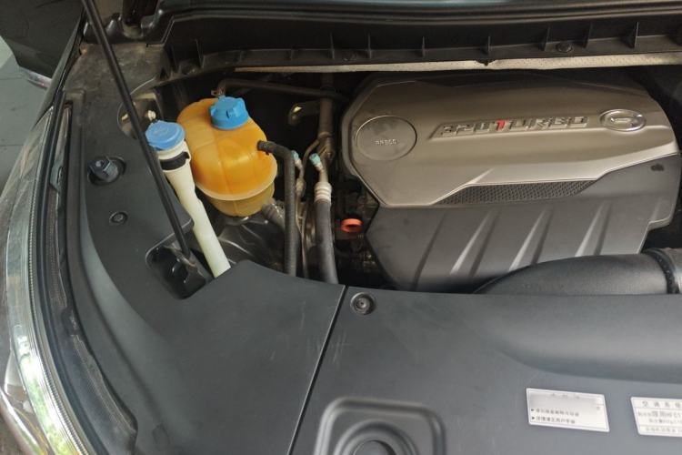 Used GAC Trumpchi M8 2018 320T Luxury Edition Engine Bay Right