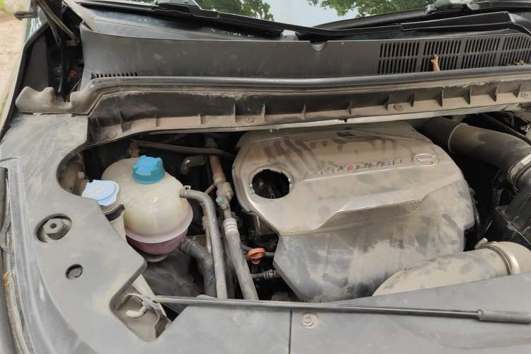 Used GAC Trumpchi M8 2018 320T Luxury Edition Engine Bay Right