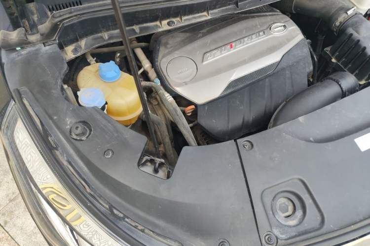 Used GAC Trumpchi M8 2018 320T Luxury Edition Engine Bay Right