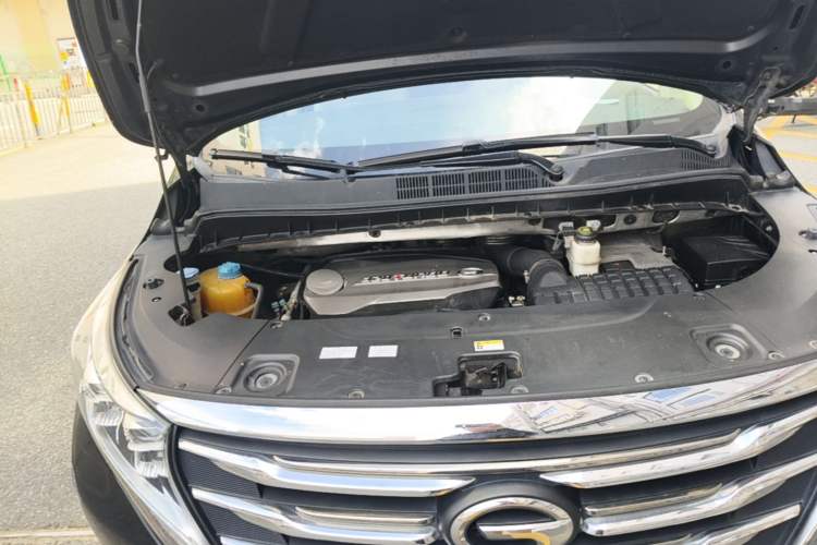 Used GAC Trumpchi M8 2018 320T Luxury Edition Engine Bay Right