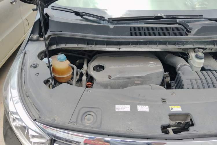 Used GAC Trumpchi M8 2018 320T Luxury Edition Engine Bay Right