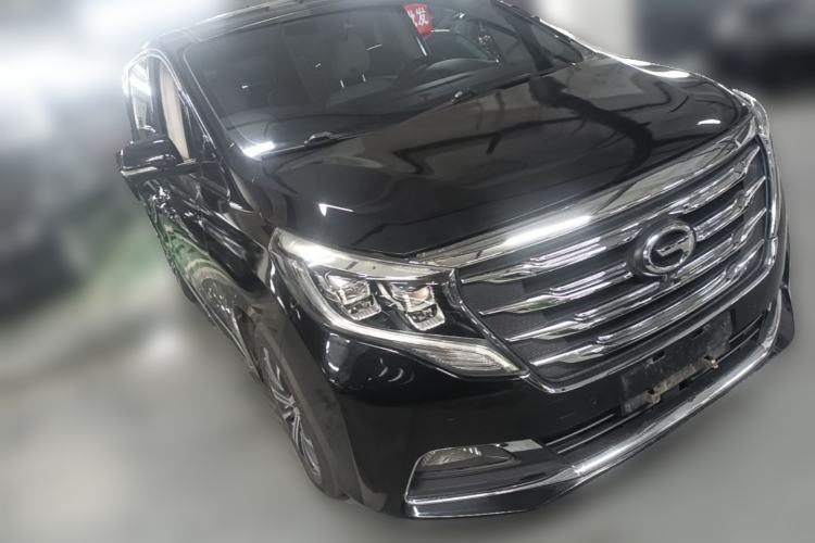 Used GAC Trumpchi M8 2018 320T Flagship Edition Front Right 45 Deg