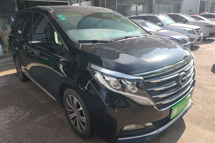 Used GAC Trumpchi M8 2018 320T Luxury Edition Front Right 45 Deg