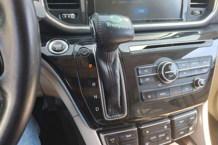 Used GAC Trumpchi M8 2018 320T Luxury Edition Gear Lever