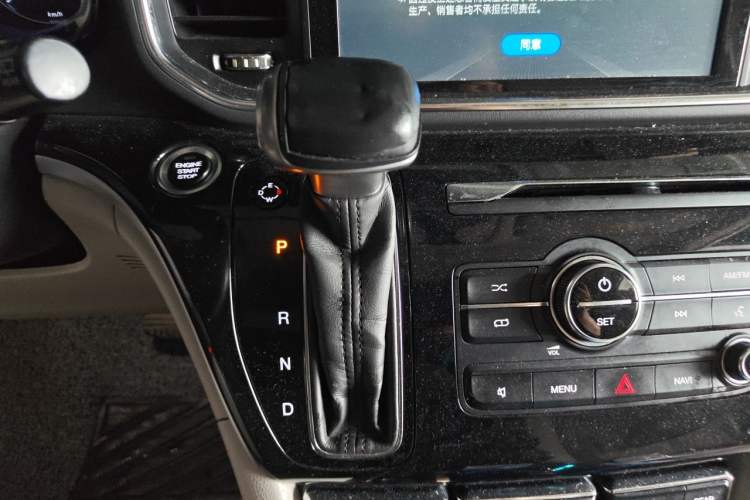 Used GAC Trumpchi M8 2018 320T Luxury Edition Gear Lever