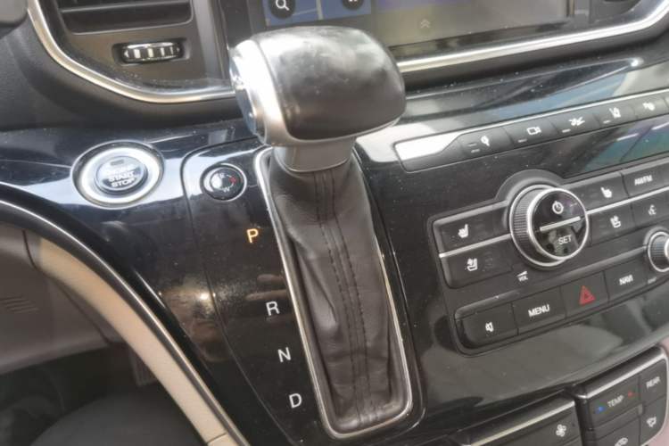 Used GAC Trumpchi M8 2018 320T Flagship Edition Gear Lever