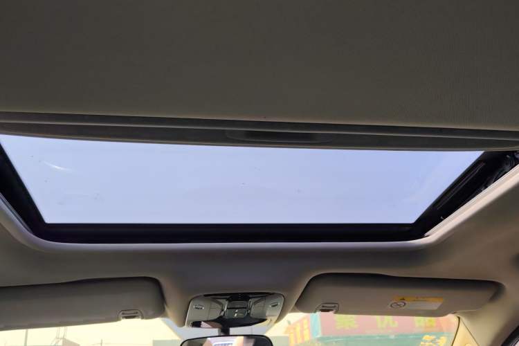 Used GAC Trumpchi M8 2018 320T Luxury Edition Headliner