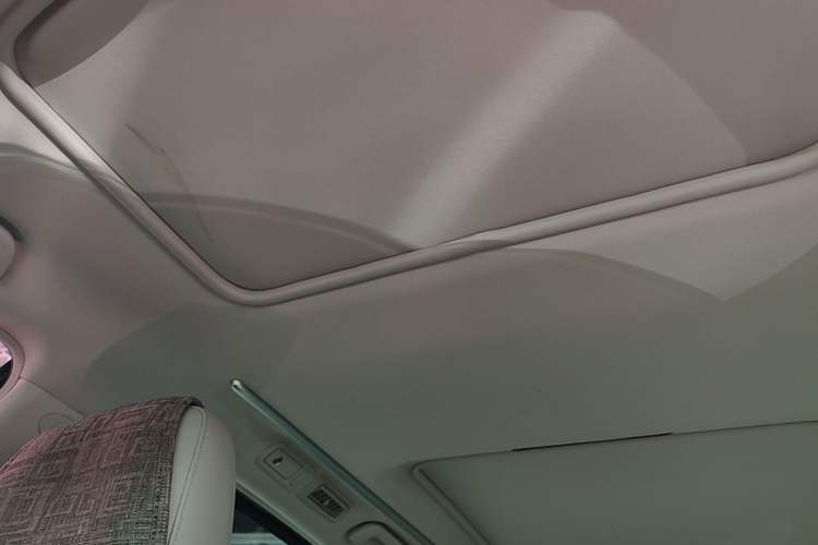 Used GAC Trumpchi M8 2018 320T Luxury Edition Headliner