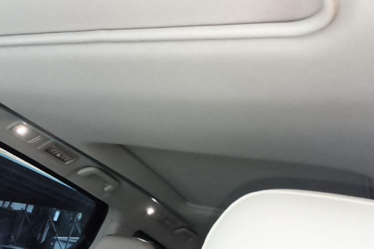 Used GAC Trumpchi M8 2018 320T Luxury Edition Headliner
