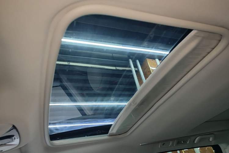 Used GAC Trumpchi M8 2018 320T Luxury Edition Headliner