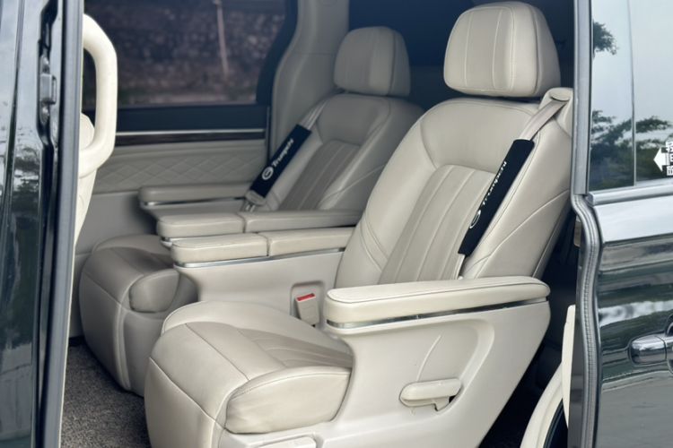 Used GAC Trumpchi M8 2018 320T Luxury Edition Interior 1