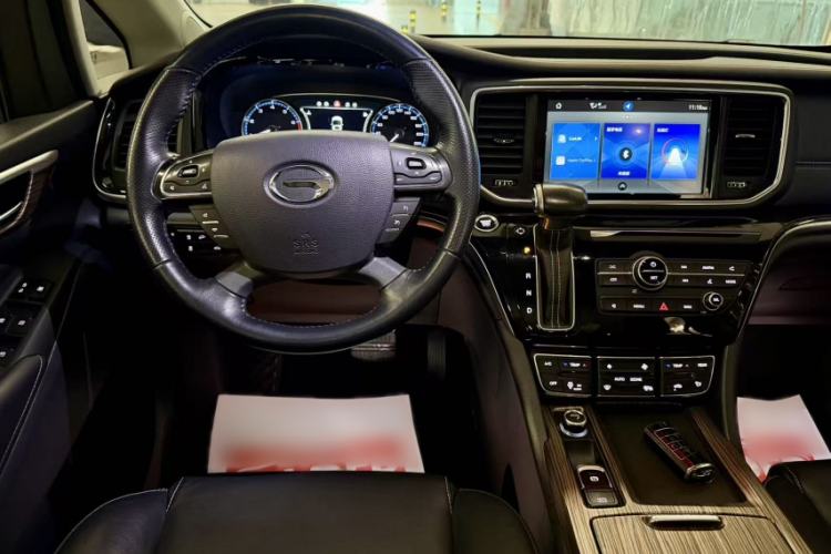 Used GAC Trumpchi M8 2018 320T Luxury Edition Interior 3
