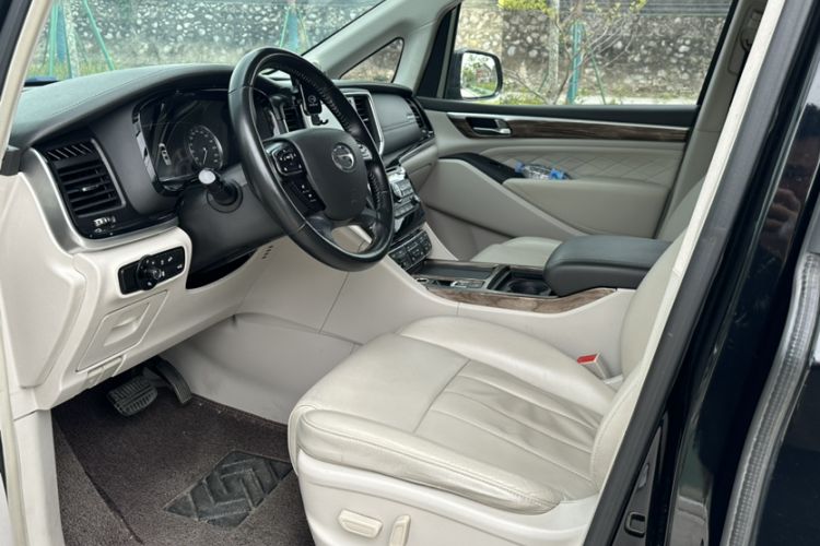 Used GAC Trumpchi M8 2018 320T Luxury Edition Interior 3