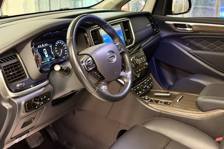 Used GAC Trumpchi M8 2018 320T Luxury Edition Interior 6
