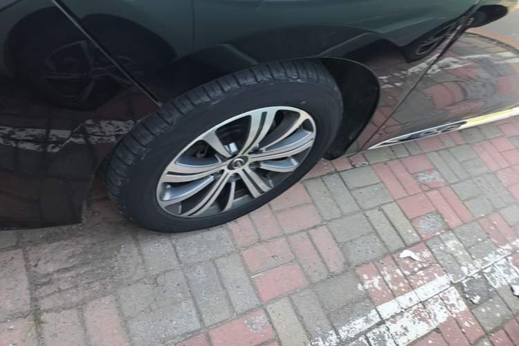 Used GAC Trumpchi M8 2018 320T Luxury Edition Left Front Wheel Hub