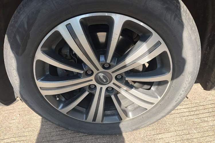 Used GAC Trumpchi M8 2018 320T Luxury Edition Left Front Wheel Hub