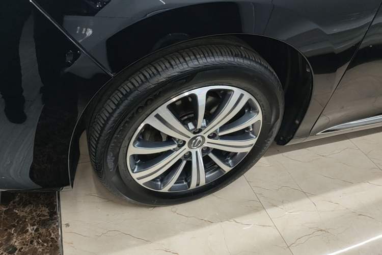 Used GAC Trumpchi M8 2018 320T Luxury Edition Left Front Wheel Hub