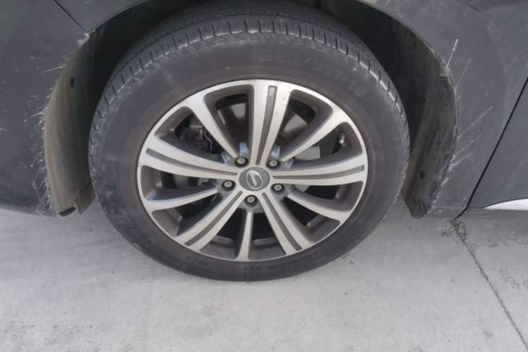 Used GAC Trumpchi M8 2018 320T Flagship Edition Left Front Wheel Hub
