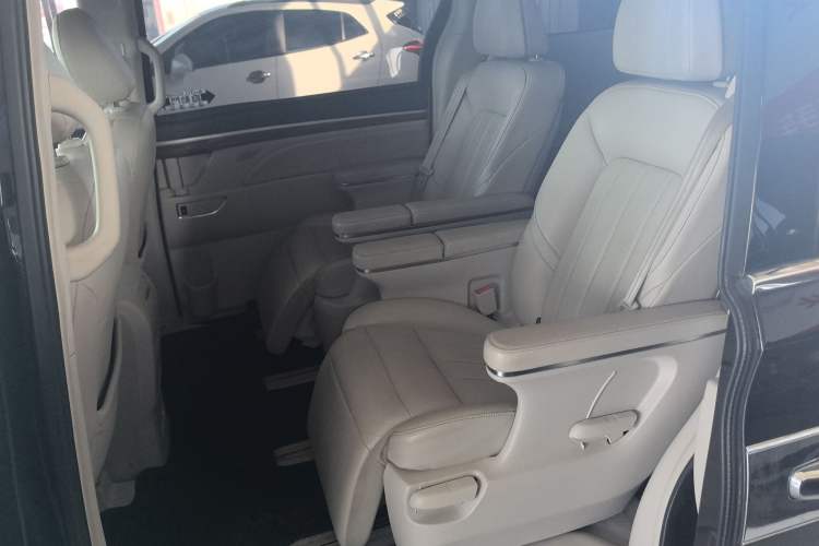 Used GAC Trumpchi M8 2018 320T Luxury Edition Left Rear Seat