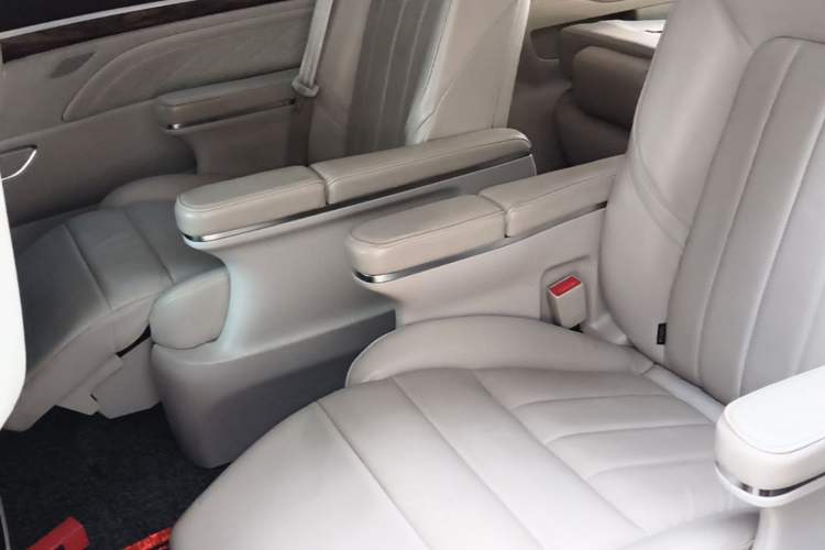 Used GAC Trumpchi M8 2018 320T Luxury Edition Left Rear Seat