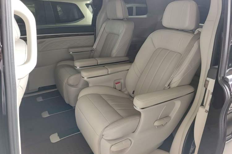 Used GAC Trumpchi M8 2018 320T Luxury Edition Left Rear Seat