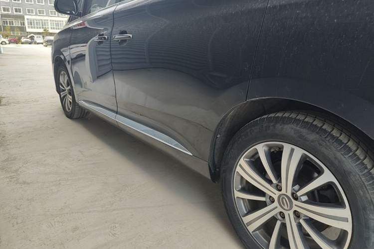 Used GAC Trumpchi M8 2018 320T Luxury Edition Left Side Sill