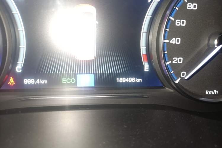 Used GAC Trumpchi M8 2018 320T Flagship Edition Odometer Close Up