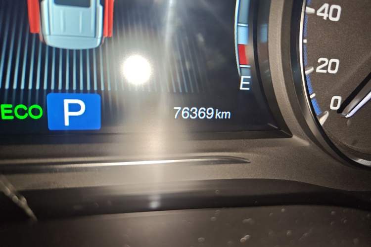 Used GAC Trumpchi M8 2018 320T Luxury Edition Odometer Close Up