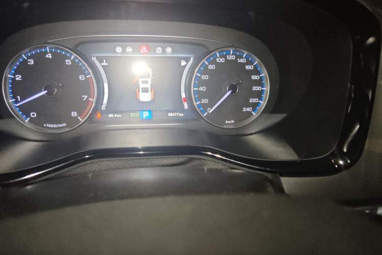 Used GAC Trumpchi M8 2018 320T Luxury Edition Odometer Close Up