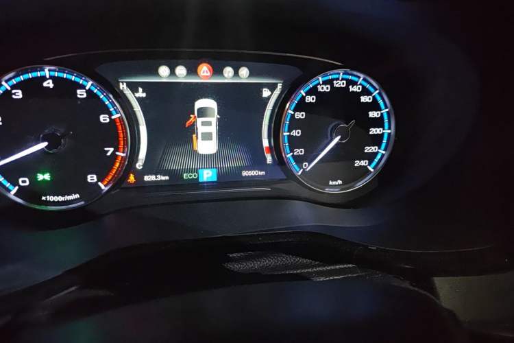 Used GAC Trumpchi M8 2018 320T Luxury Edition Odometer Close Up