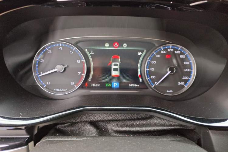 Used GAC Trumpchi M8 2018 320T Luxury Edition Odometer Close Up