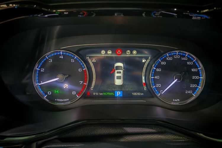 Used GAC Trumpchi M8 2018 320T Luxury Edition Odometer Close Up