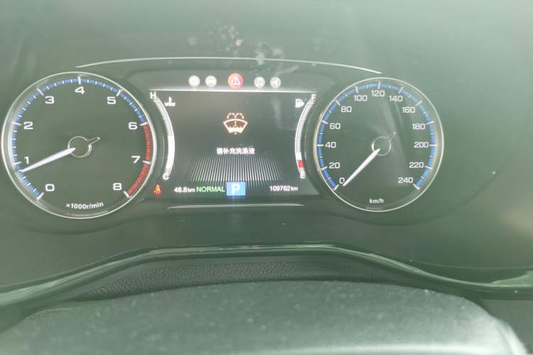 Used GAC Trumpchi M8 2018 320T Luxury Edition Odometer Close Up