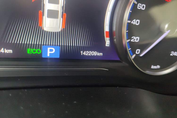 Used GAC Trumpchi M8 2018 320T Luxury Edition Odometer Close Up