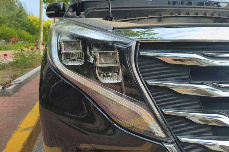 Used GAC Trumpchi M8 2018 320T Luxury Edition Right Front Headlight